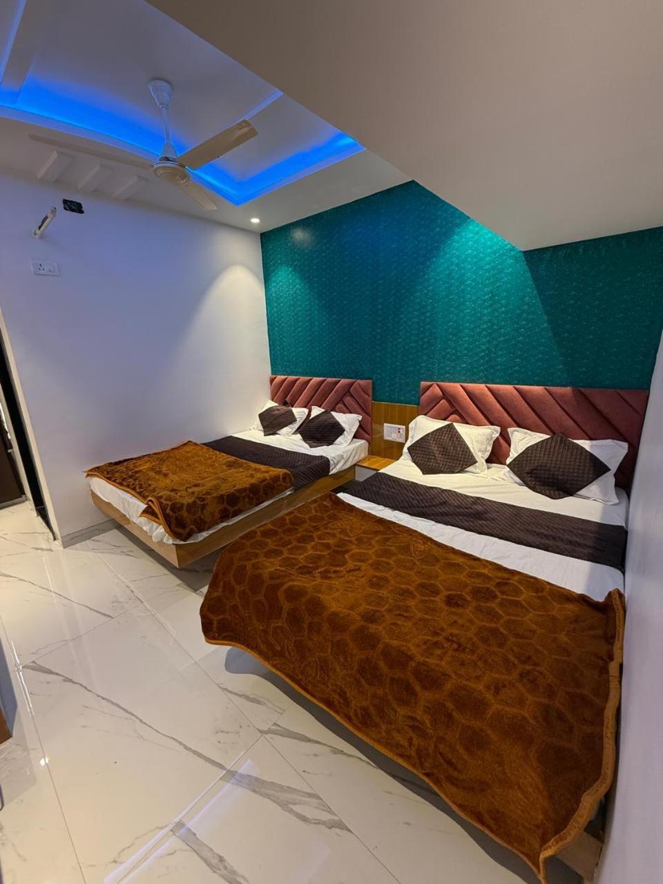 Hotel Madhuban Аурангабад Екстериор снимка