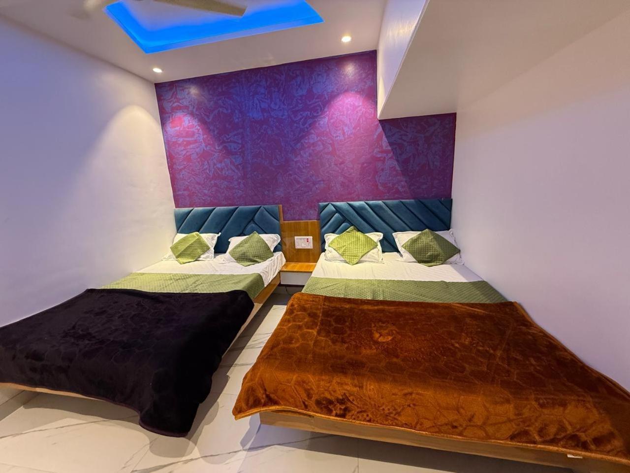 Hotel Madhuban Аурангабад Екстериор снимка